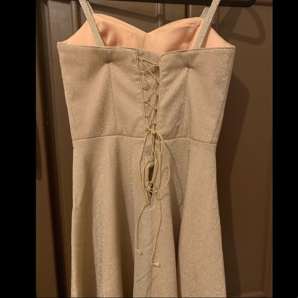 Turkish Dress - Picture 6 of 8